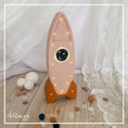 Bild in Galerie-Betrachter laden, Holzlampe Rakete